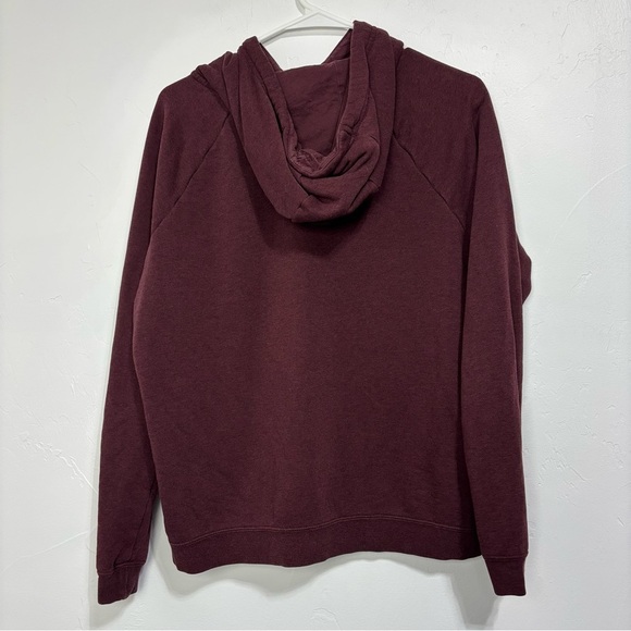 Nike Maroon Hoodie Sweatshirt Women's Medium Pullover Athletic Activewear - Picture 3 of 8